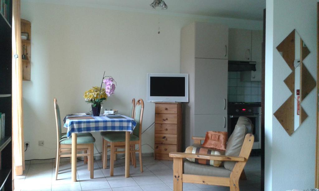 B&B Am See Koeln - Privatzimmer 외부 사진