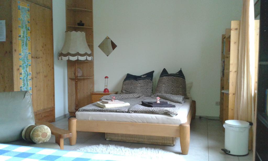 B&B Am See Koeln - Privatzimmer 외부 사진