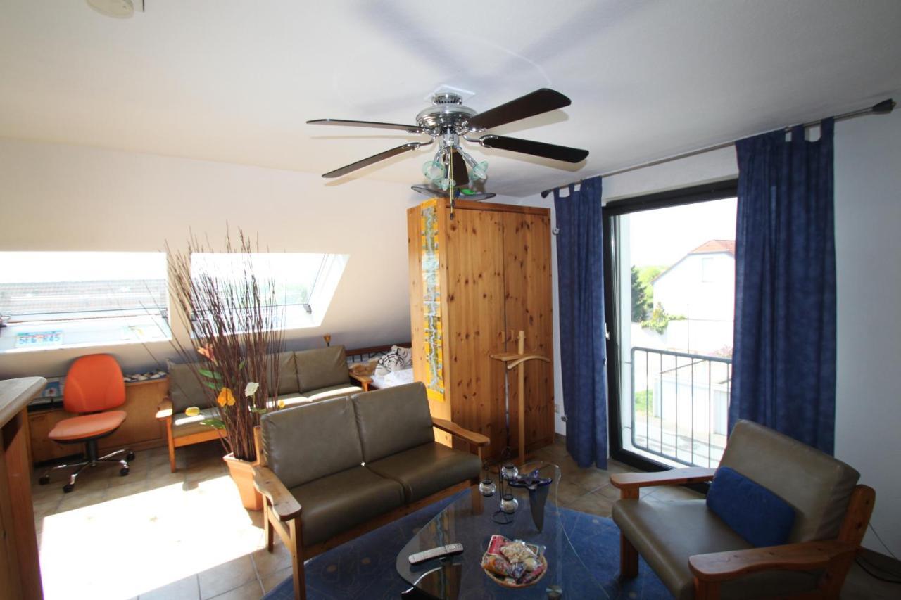 B&B Am See Koeln - Privatzimmer 외부 사진